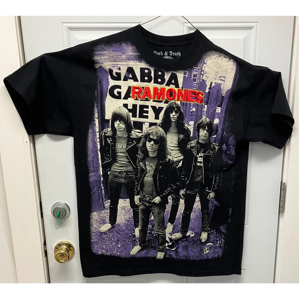 The Ramones Rock & Death Embroidered T-shirt Size XL NOC3062